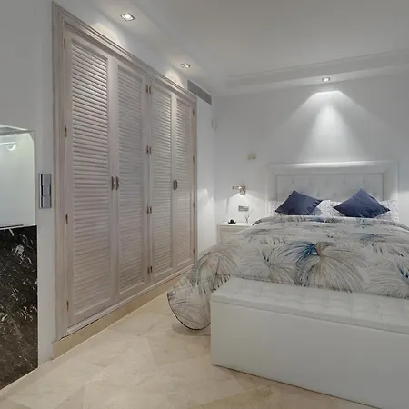 Otel Studio Private Wing Estepona