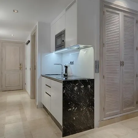 Studio Private Wing Estepona Otel Estepona