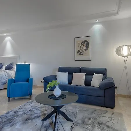 Studio Private Wing Estepona 5* Estepona