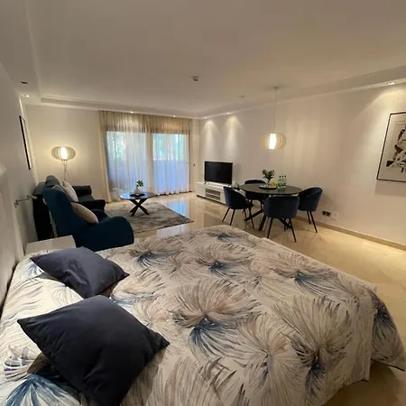 Otel Studio Private Wing Estepona